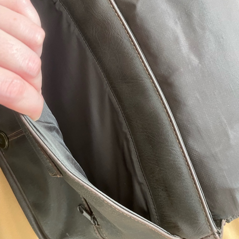 Vintage Rosetti Old Money Small Dark Brown Leather Office Briefcase Handbag - Picture 9 of 14